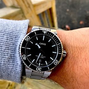 Oris Aquis Date Cyber Monday deal!
